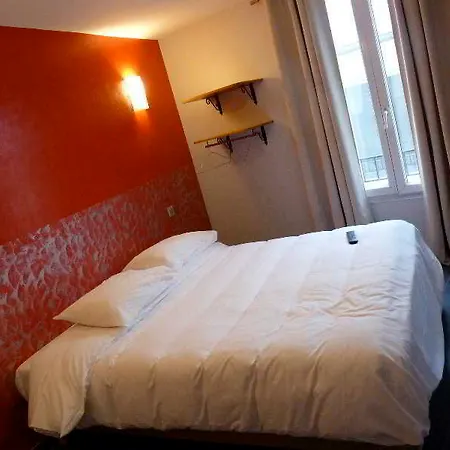 Hotel Sofia 2*