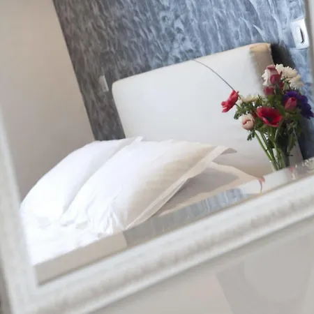 Sofia Hotel 2*
